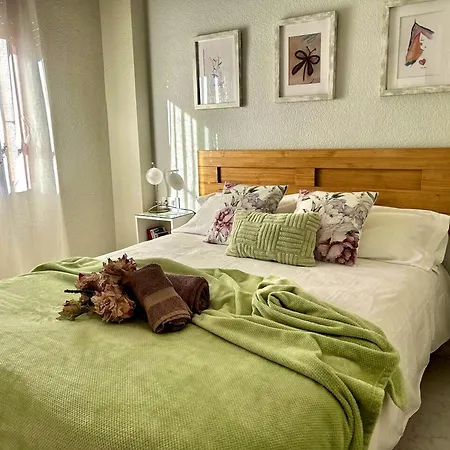 Апартаменты Charming In With Shared Pool 45m²